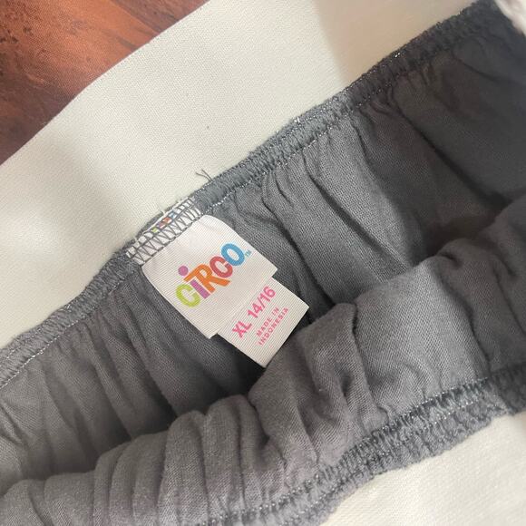 Circo Gray Tulle Pleated‎ Skirt Size XL 14 - 16 - Picture 2 of 5